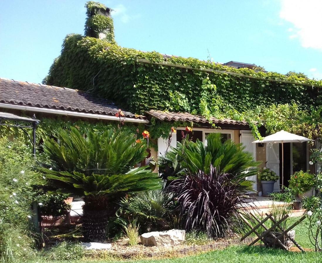 Domaine Du Lac De La Vallee La Roquette-sur-Siagne Exterior photo